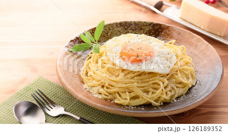 イタリア庶民に人気 貧乏人のパスタ ポヴェレッロ イタリア庶民に人気 貧乏人のパスタ ポヴェレッロ 126189352