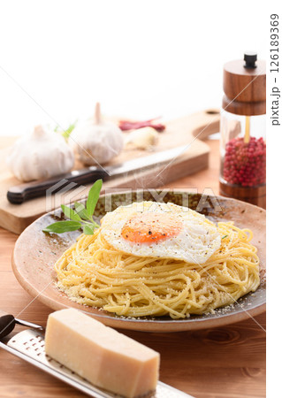 イタリア庶民に人気 貧乏人のパスタ ポヴェレッロ イタリア庶民に人気 貧乏人のパスタ ポヴェレッロ 126189369