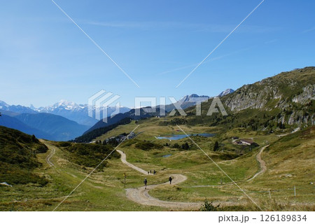 スイス、フィエッシュラルプのトレックコース スイス、フィエッシュラルプのトレックコース 126189834