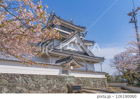 春の妙見山公園 桜に彩られたトリーデなると 春の妙見山公園 桜に彩られたトリーデなると 126190060