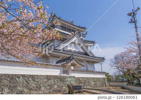 春の妙見山公園 桜に彩られたトリーデなると 春の妙見山公園 桜に彩られたトリーデなると 126190061