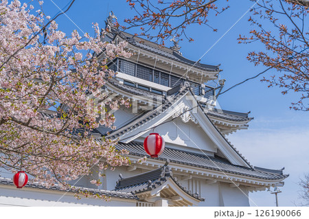 春の妙見山公園 桜に彩られたトリーデなると 春の妙見山公園 桜に彩られたトリーデなると 126190066