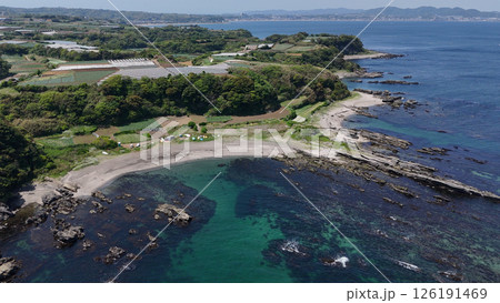 戸津浜上空から三浦海岸方面を眺める（空撮） -　神奈川県三浦市,日本 126191469