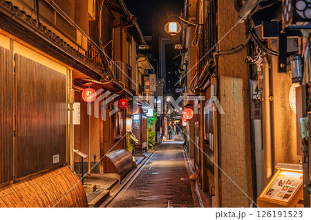 《京都府》先斗町・古都の歓楽街 126191523