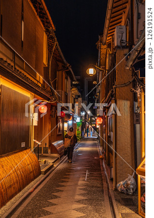 《京都府》先斗町・古都の歓楽街 126191524