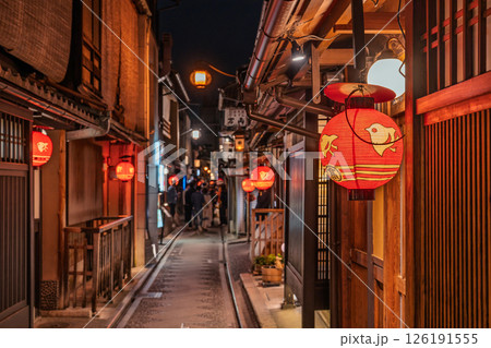 《京都府》先斗町・古都の歓楽街 126191555