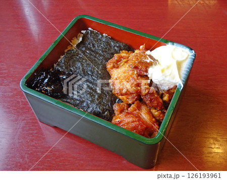 旨い丼　チャイニーズチキン丼　チャイニーズチキン弁当 126193961