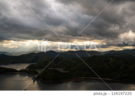 展望台から眺める夕焼けの絶景 鵜倉園地 展望台から眺める夕焼けの絶景 鵜倉園地 126197220