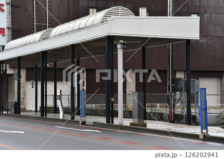 秋田市の雪除け屋根 126202941