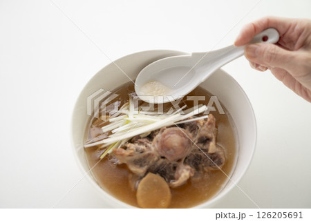 牛テールスープ 牛テールスープ 126205691