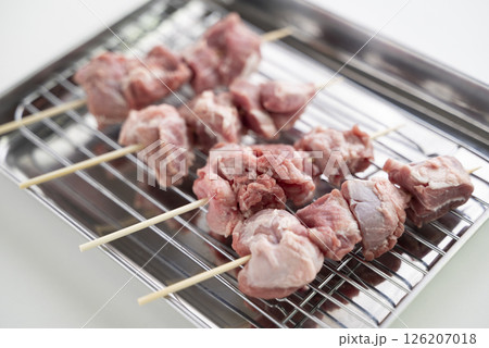 豚カシラ仕込み中 126207018