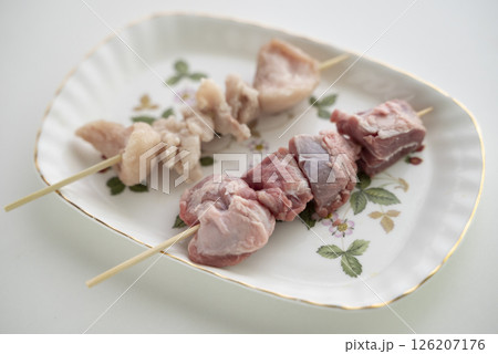豚串仕込み中 豚串仕込み中 126207176