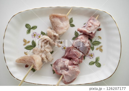 豚串仕込み中 126207177