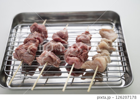 豚串仕込み中 126207178