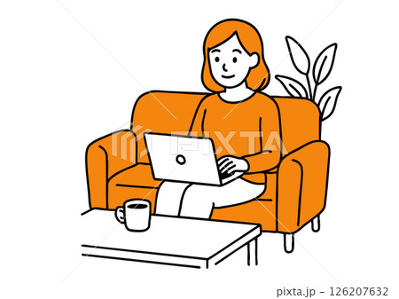 ソファでノートパソコン作業をする女性のイラスト（在宅ワーク・リモート勤務） 126207632