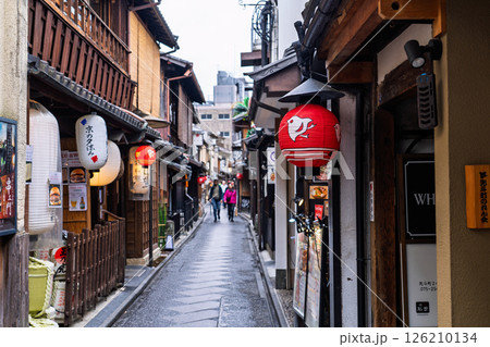 《京都府》先斗町・古都の歓楽街 126210134