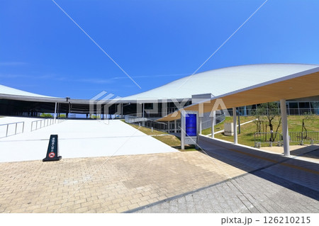 【香川県】サンポート高松に新設された（あなぶきアリーナ香川）新香川県立体育館 126210215
