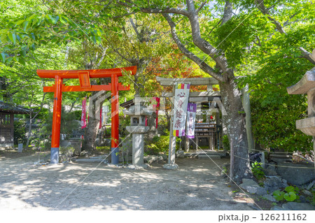 北野天満神社境内に鎮座する天高稲荷神社と薬照大明神 126211162