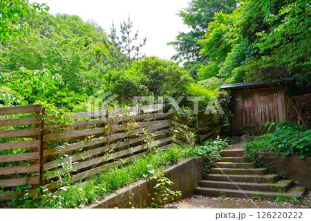 北鎌倉 名月荘 跡地(神奈川県鎌倉市山ノ内明月谷) 北鎌倉 名月荘 跡地(神奈川県鎌倉市山ノ内明月谷) 126220222