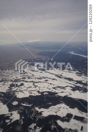 雪に覆われた大地 雪に覆われた大地 126220269