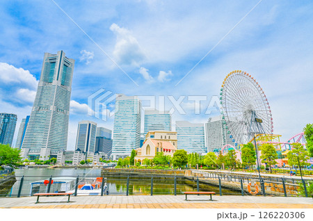 神奈川県横浜市の都市風景 126220306