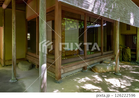 苔庭のある寺院として知られる最勝寺茶室外観 126222596