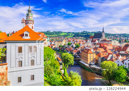 Cesky Krumlov is a picturesque Czech town with stunning medieval streets, on Vltava River, Bohemia. 126224944