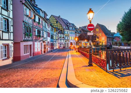 Colmar, France. Petite Venice, charming water canal and traditional half timbered houses in Alsace. 126225082