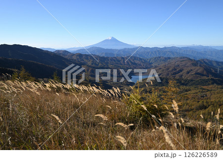 大菩薩嶺登山、山梨県 大菩薩嶺登山、山梨県 126226589