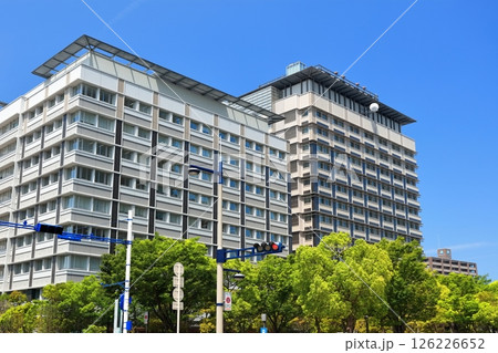 【香川県】晴天の高松サンポート合同庁舎(サンポート高松) 126226652