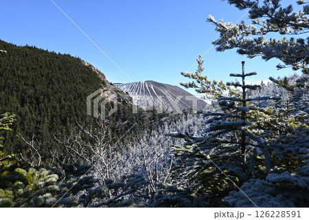 冬の黒斑山登山、浅間山、群馬県、長野県 126228591