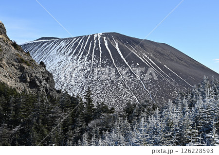 冬の黒斑山登山、浅間山、群馬県、長野県 126228593