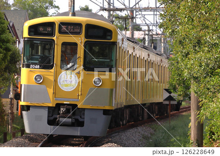 ［SK］西武国分寺線2000系電車（小平市：川越鉄道開業130周年HM） 126228649