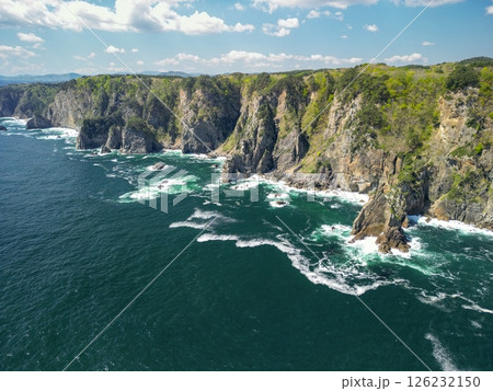 空撮「岩手県」断崖絶壁の北山崎の風景　田野畑村 126232150