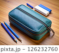 机の上の文房具 126232760
