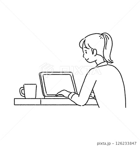 ノートパソコンを操作する女性　線画 126233847