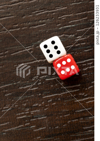 A pair of dice  126233931