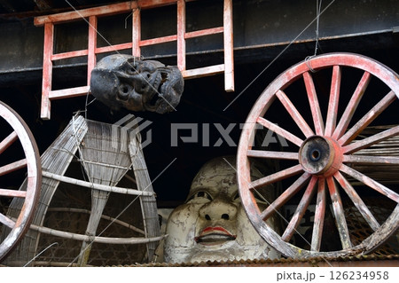 古びた面 126234958