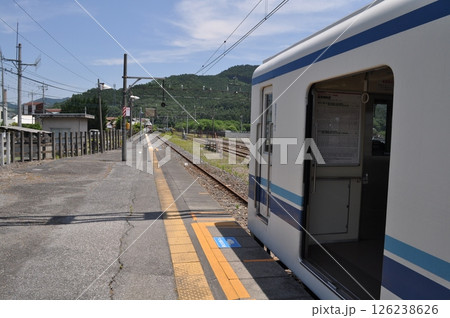 東武鉄道佐野線　葛生駅 126238626
