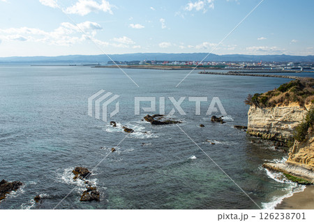 福島県いわき市・潮見台から望む冬の三浦公園海岸絶景 福島県いわき市・潮見台から望む冬の三浦公園海岸絶景 126238701