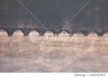 秋のタウシュベツ川橋梁 秋のタウシュベツ川橋梁 126241957