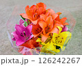 ユリの花束 126242267
