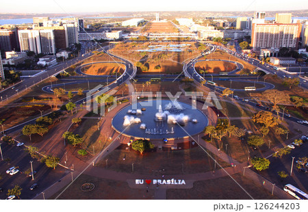 ブラジリアの市街風景　ブラジル 126244203
