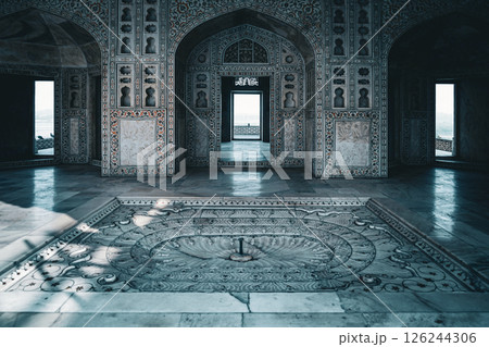 静けさの回廊 126244306