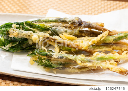 おいしい行者にんにくの天ぷら 126247546