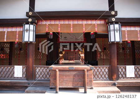 下鴨神社　荘厳な雰囲気のご本社2 126248137