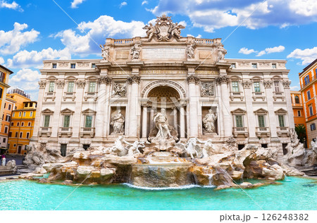Amazing view of the Trevi Fountain in Rome. 126248382