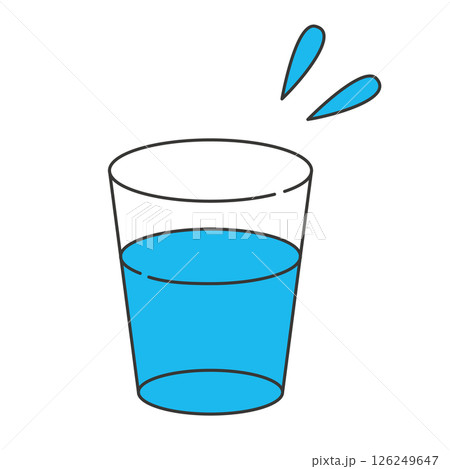 コップに入った水 126249647