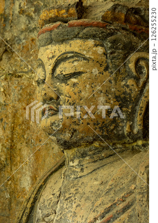 臼杵石仏の大日如来像 126255230