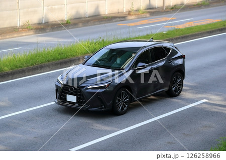 国産クロスオーバーSUV イメージ 国産クロスオーバーSUV イメージ 126258966